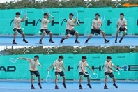 小倉孝介プロのバックハンドスライス。右足に体重を乗せて（５～６コマ目）、ラケットを右の方に抜いていくと（７～８）、外に切れる回転がかかる。右ヒジを上げるのがポイント（９）。(C)THE DIGEST