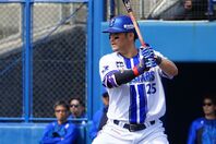 日本復帰３年目を迎える筒香。写真：萩原孝弘