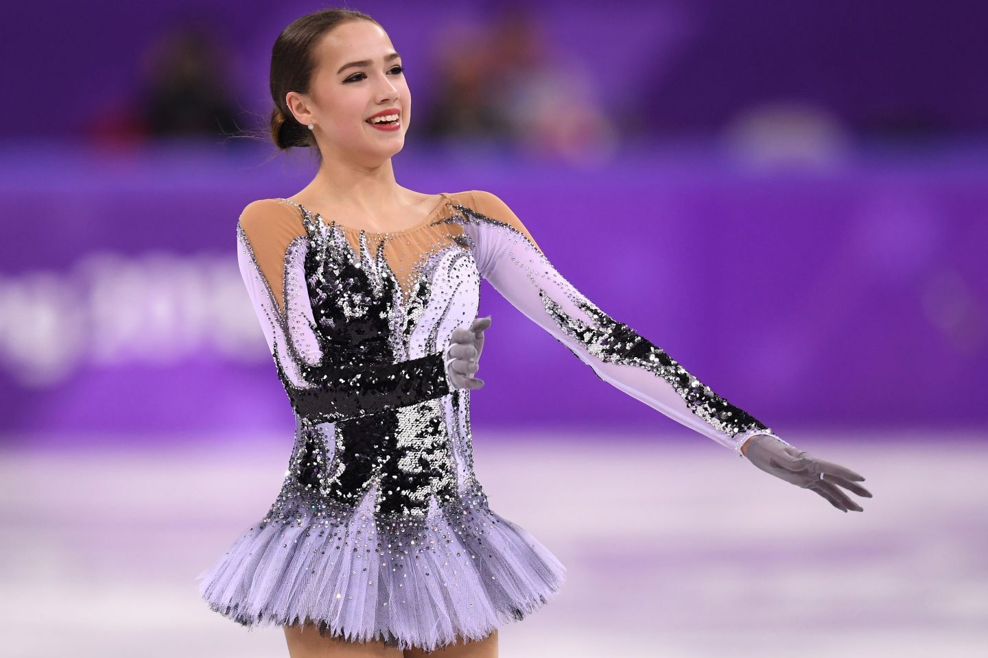 平昌で金メダルに輝いたザギトワ（写真）。あれから８年、15歳の少女はすっかり大人の女性に。(C)Getty Images