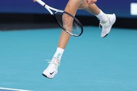 プロが試合でいつも真新しいシューズを履くのは、アウターソールの摩耗が非常に激しいのと、クッション＆反発性能が「生きている」状態で使いたいからだ。(C)Getty Images