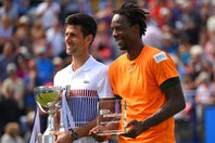 ジョコビッチ（左）とはツアーで20回対戦したが、モンフィス（右）は一度も勝ったことがない。ラストイヤーに初白星なるか？ (C)Getty Images