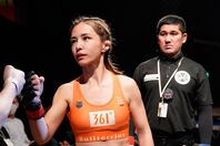 DEEP JEWELSで活躍するあきぴ。成績を３勝３敗としている。(C) DEEP JEWELS