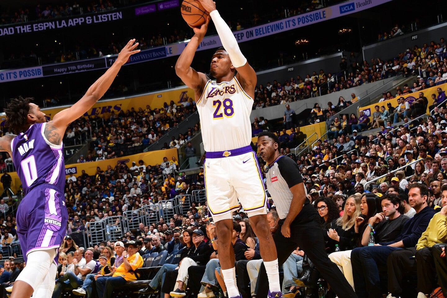 八村が３試合ぶりに戦列復帰し８得点をマークした。(C)Getty Images