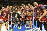 スーペルコッパ４連覇を果たしたペルージャ。画像提供：Sir Susa Scai Perugia