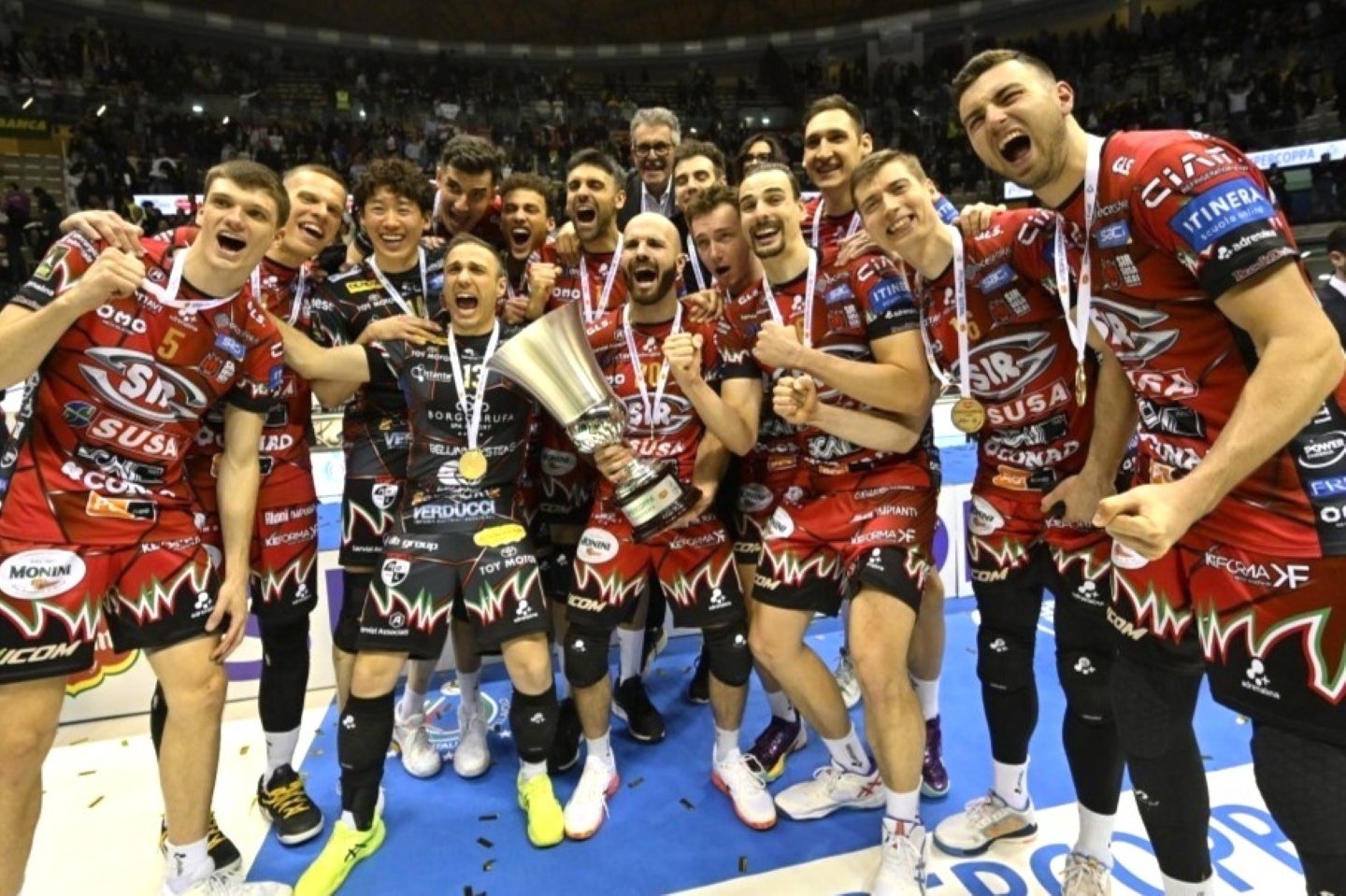 スーペルコッパ４連覇を果たしたペルージャ。画像提供：Sir Susa Scai Perugia