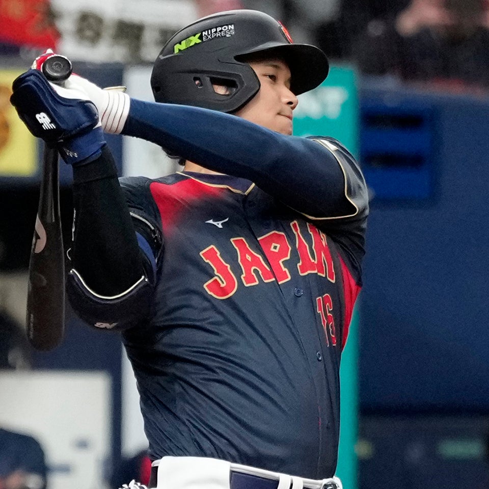 大谷翔平がいきなり”お茶点てポーズ”を披露！侍ジャパンのWBC初戦、第