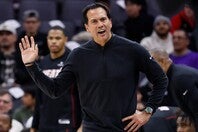 リーグきっての名将が、混戦模様の渦中にいる現在の心境を語った。(C)Getty Images