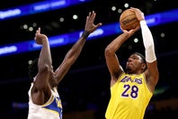 欠場したレブロンに代わって先発を任された八村は、13得点の活躍でレイカーズの勝利に貢献した。(C)Getty Images