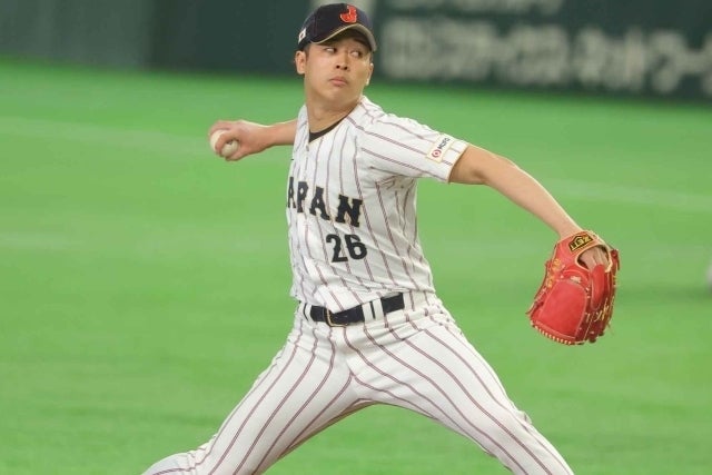 ７回に登場した種市は、韓国打線を３者連続の空振り三振に抑えた。写真：梅月智史（THE DIGEST写真部）