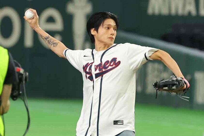 WBCで始球式を行なったウヨンさん。写真：梅月智史（THE DIGEST写真部）