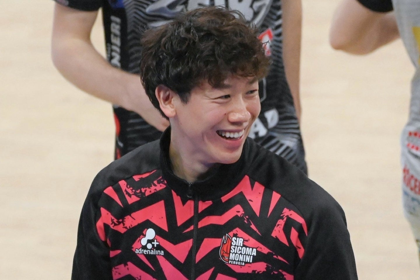 治療に専念している石川はベンチでモンツァ戦を見守った。画像提供：Maurizio Lollini