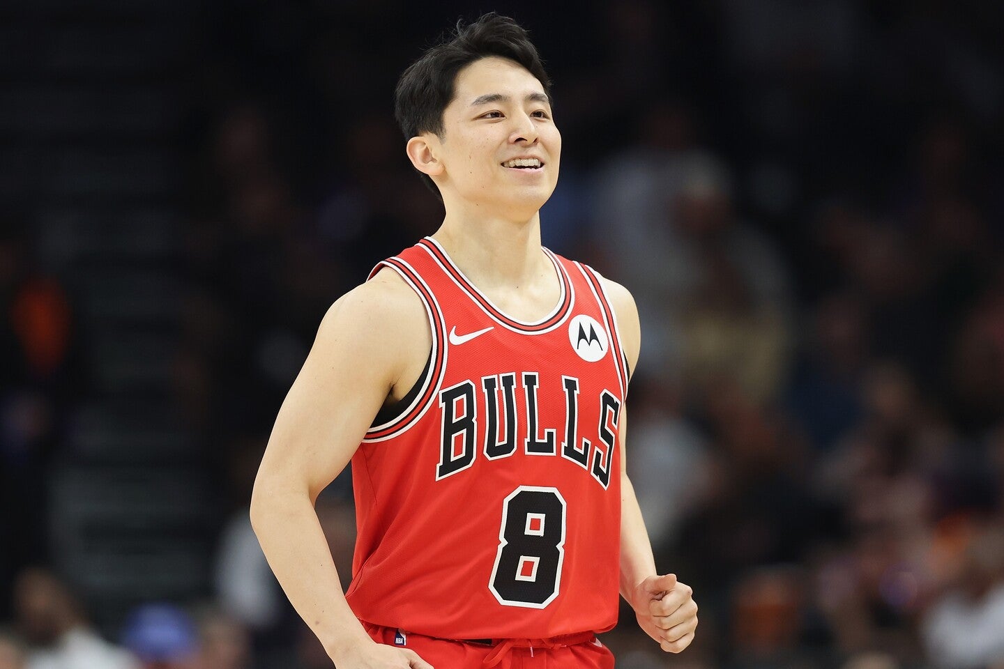 河村が持ち前のパスセンスで魅せた。(C)Gett Images