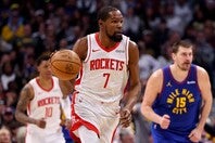 デュラント対策を講じたナゲッツがロケッツに完勝した。(C)Getty Images