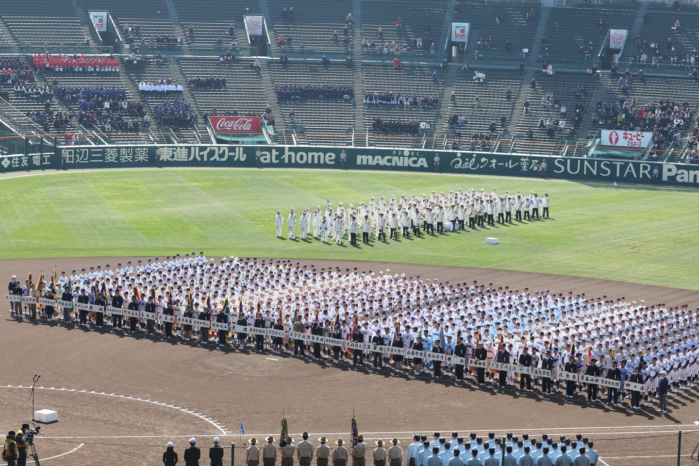 センバツ２日目の入場券が完売となった。写真：滝川敏之