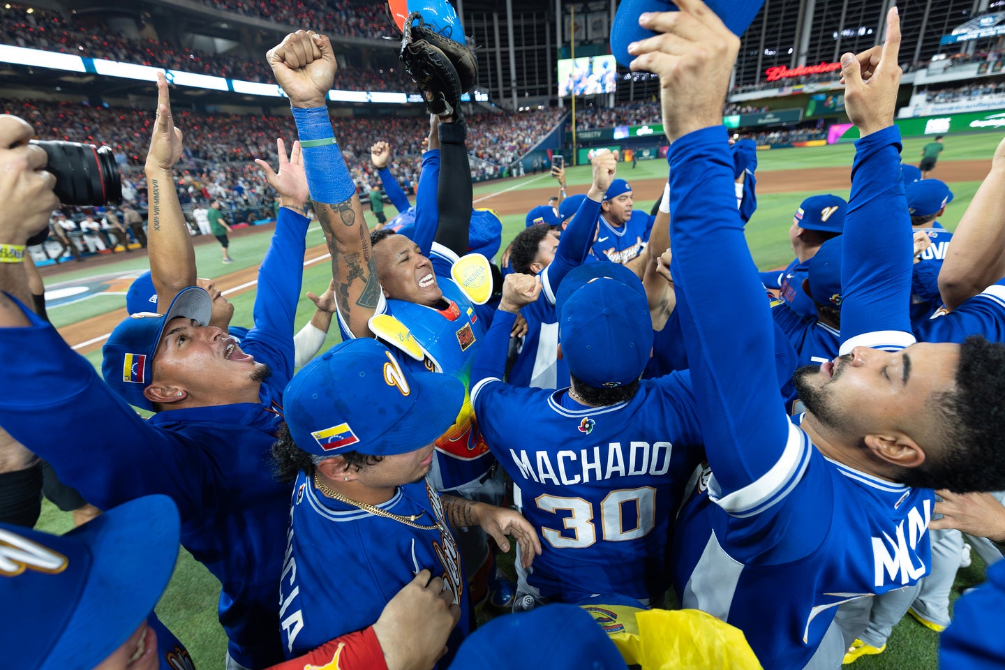 ベネズエラの初優勝で幕を閉じた第６回WBC。決勝で対戦したアメリカとは政治的にも複雑なものがあった。(C)Getty Images