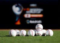 WBSCと2033年までの長期サプライヤー契約を締結したSSKは、WBSC主催の国際大会で公式試合球と審判用具を供給する