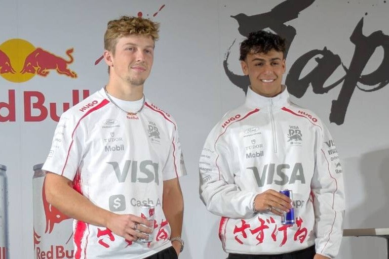 日本に対するそれぞれの印象を明かしたローソン（左）とリンドブラッド（右）。(C)THE DIGEST編集部