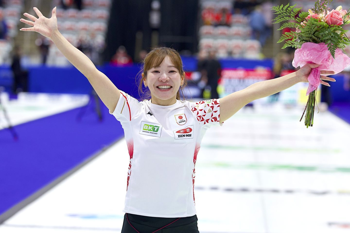 おお、すごいの来た」日本女子カーリング界にもたらされた“20年ぶり