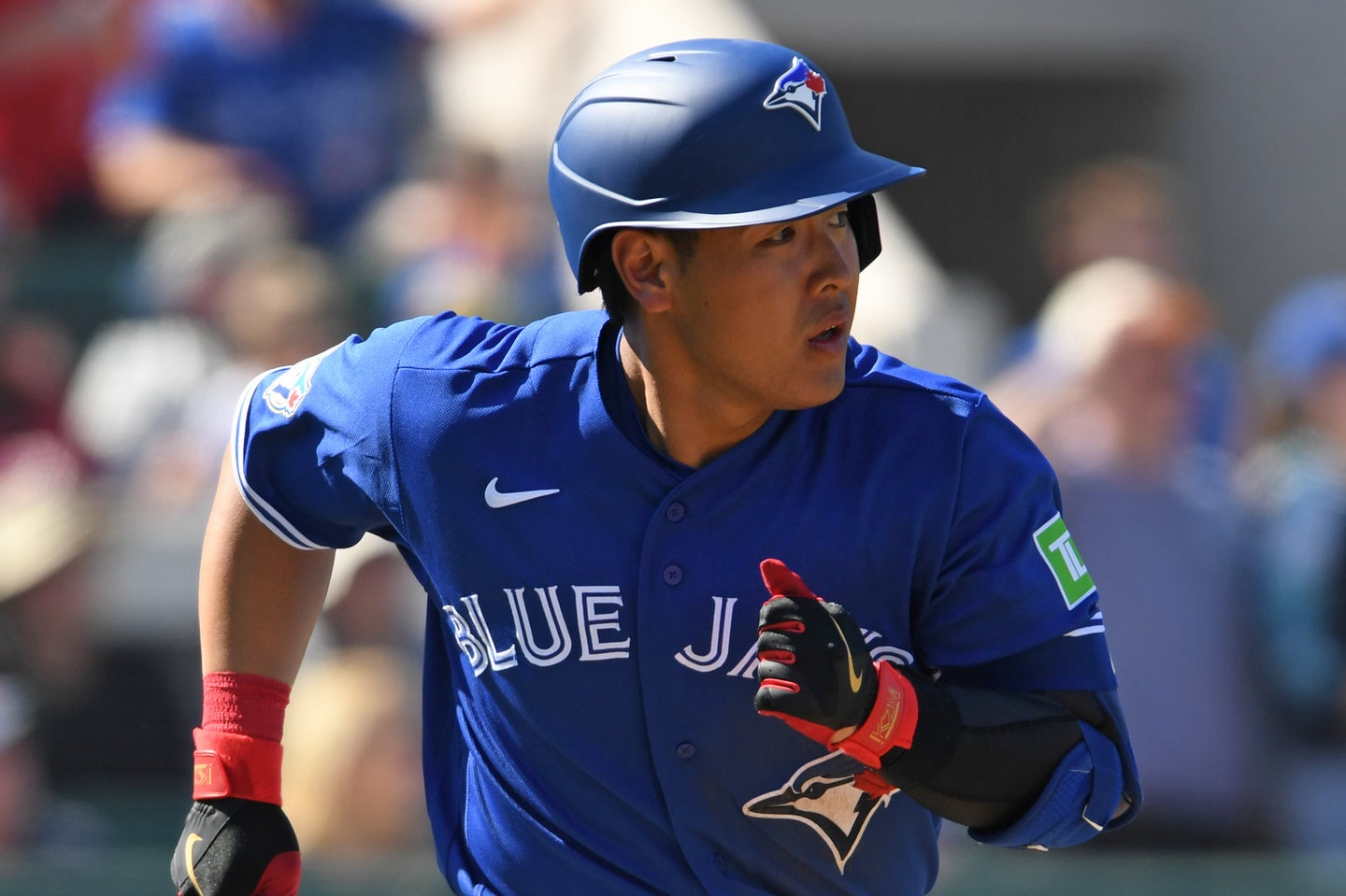 地元放送局のインタビューに応じたブルージェイズの岡本和真。その発言がファンの関心を集めている。（C）Getty Images