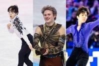 左から鍵山優真、マリニン、佐藤駿。FSは現地28日に行なわれる。(C)Getty Images