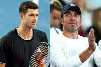 マスー氏（右）とのタッグに終止符を打ったフルカチュ（左）。復帰戦で光を見せるもツアーでは苦戦が続き、新たな一歩を踏み出す決断を下した。（C）Getty Images