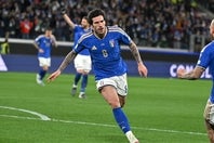 56分に先制ゴールを決めたイタリア代表のトナーリ。(C)Alberto LINGRIA