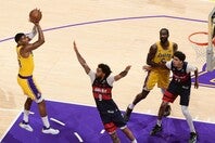 得意のジャンパーでスコアを重ねた八村。チームの３連勝に貢献した。(C)Getty Images