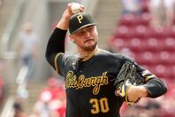 今シーズン初勝利を挙げたパイレーツのスキーンズ。(C)Getty Images