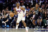 マキシーはゲームハイの23得点をマークしたが、シクサーズはホームでピストンズに大敗した。(C)Getty Images