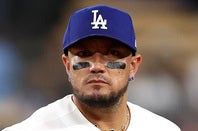 ドジャースのミゲル・ロハス。大量リードの９回裏に登板し、ブルージェイズファンの怒りを招いた。(C)Getty Images