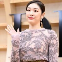 現役時代さながらの身体のキレと肉体美を披露したキム・ヨナさん。(C)AFLO