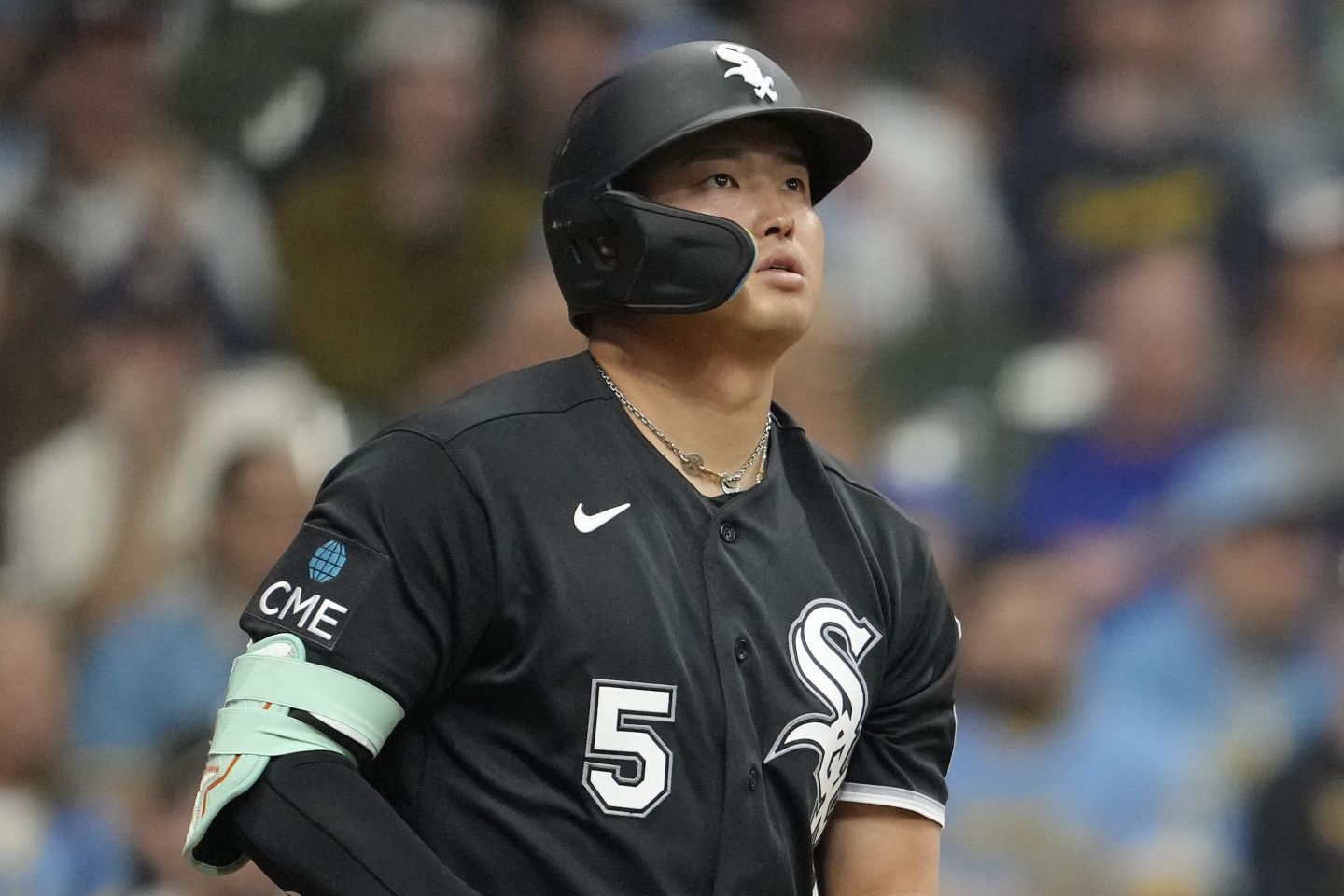 平均時速119キロのスイングで強烈な打球を生み出すWソックスの村上。(C)Getty Images
