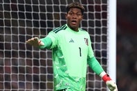 骨折、そして苦難の時期を経て日本代表GK鈴木彩艶は大きく成長を遂げた。(C)Getty Images