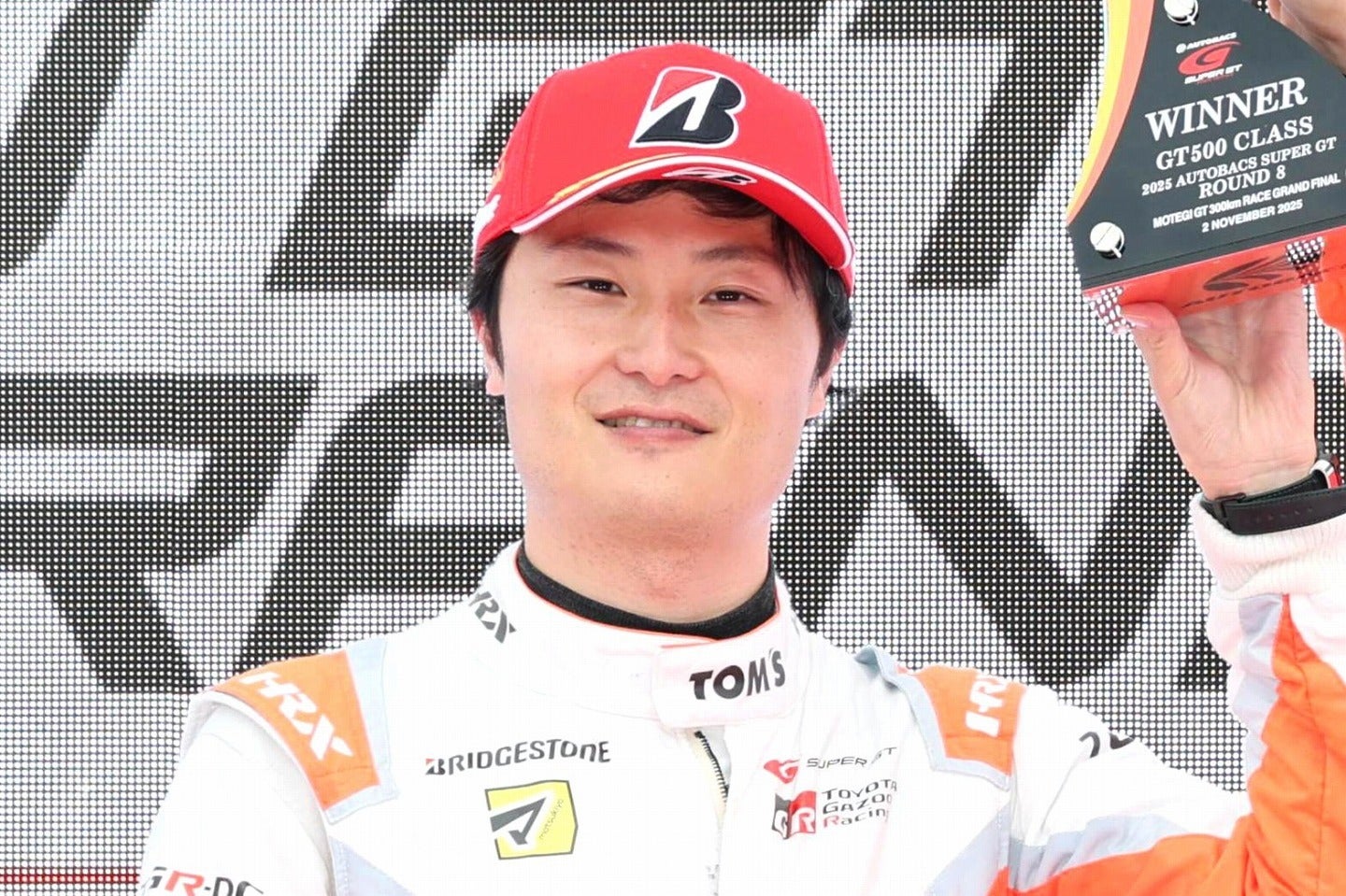 交通マナーの遵守を訴えた山下。写真：スポーツ報知/アフロ