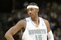 低迷するナゲッツをプレーオフ常連へと押し上げたカーメロ。その功績は過小評価されているかもしれない。(C)Getty Images