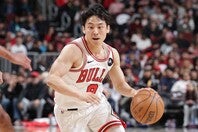 ６試合連続でNBAのコートに立った河村は、２アシストをマークした。(C)Getty Images