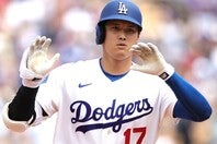 大谷は初回に２戦連発となる先頭打者アーチを放ち、ベンチに向かってセレブパフォーマンスをした。(C)Getty Images