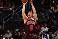 河村が最終戦で第４クォーターに躍動し、キャリアハイの14得点をマークした。(C)Getty Images