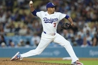 レンジャーズ戦で９回に３失点を喫したディアズ。(C)Getty Images