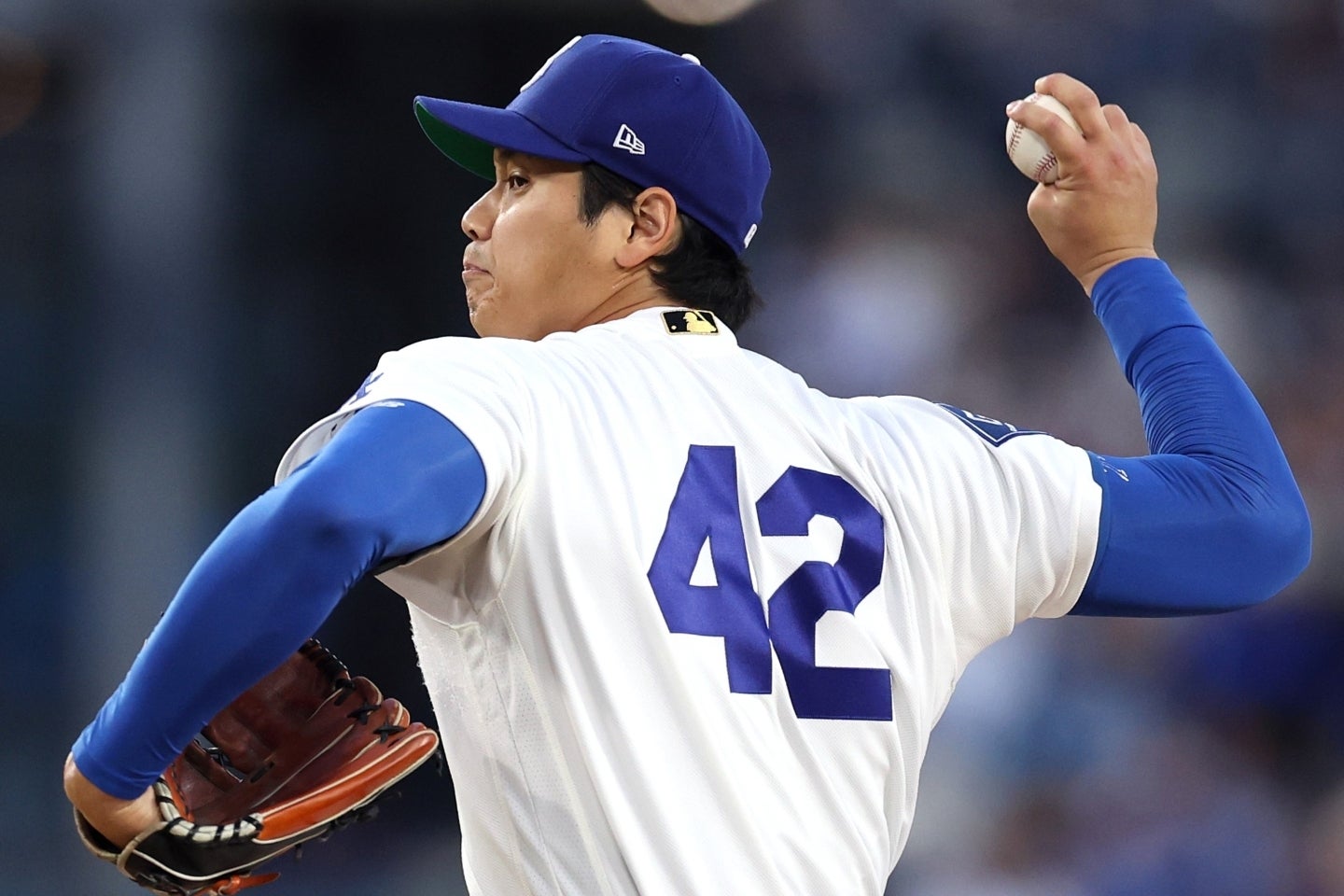 DHを兼務せずに投手として出場した大谷。“ジャッキー・ロビンソン・デー”だったこともあり、42番を背負ってマウンドに上がった。(C)Getty Images