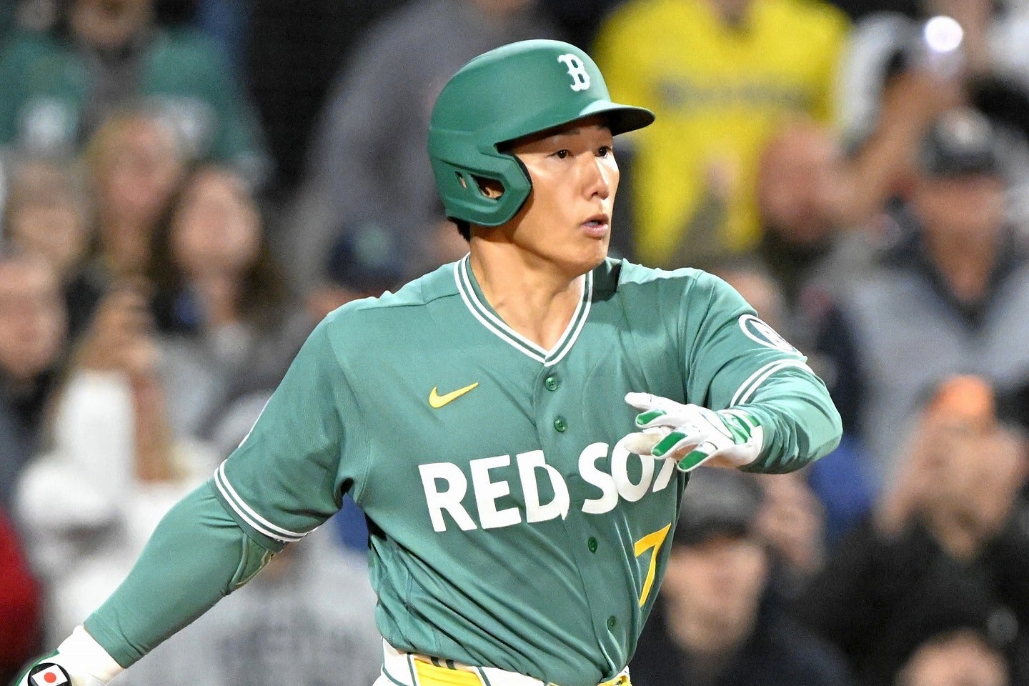 MLBキャリア初のサヨナラ打を放った吉田。(C)Getty Images