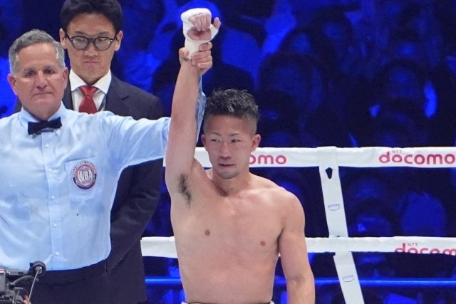 井岡戦を前にした公開練習を報告した拓真。(C)THE DIGEST