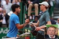 モンテカルロ決勝ではシナー（右）がアルカラス（左）に勝利。ベッカー氏（右下）は体力を浪費しないシナーのプレーは、長期的な活躍につながると見る。(C)Getty Images