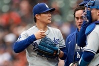 ７回101球、３失点と好投した山本だったが、打線の援護がなかった。(C)Getty Images