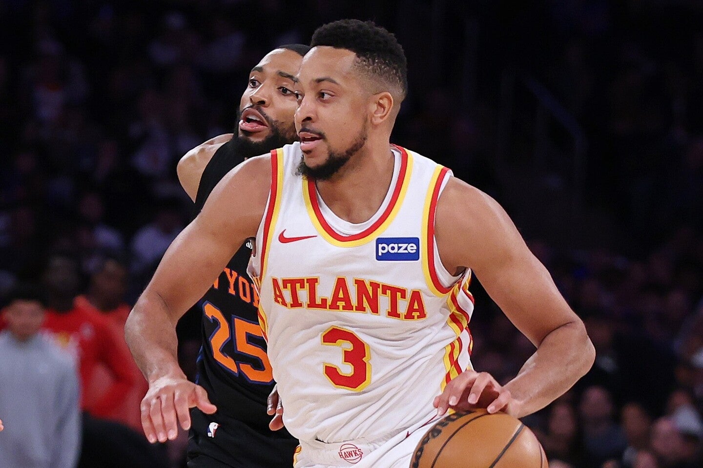 マッカラムのプレーオフでは４年ぶりとなる30得点超えの活躍で、ホークスが逆転勝利を収めた。(C)Getty Images