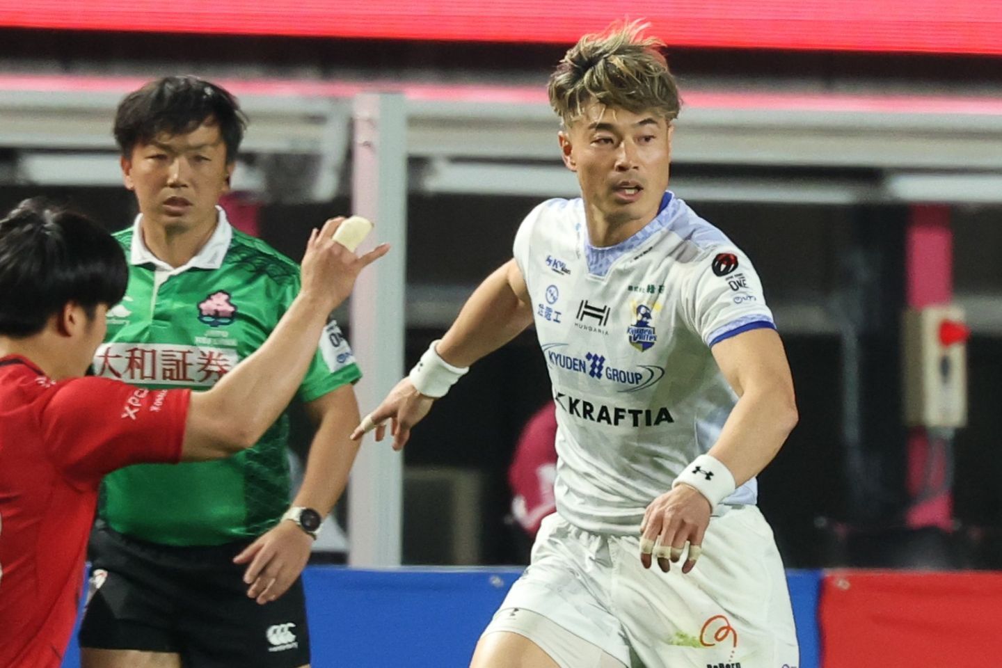 九州KVのウイング山田章仁。リーグ戦通算トライ数の記録更新にあと２つと迫っている。写真：JRLO