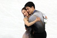 ミラノ・コルティナ五輪で金メダルを獲得したりくりゅう。(C)Getty Images