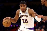 八村は前半を終えて７得点にチームトップの出場時間と奮闘中だ。(C)Getty Images