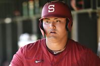 スタンフォード大で活躍している佐々木。(C)Getty Images