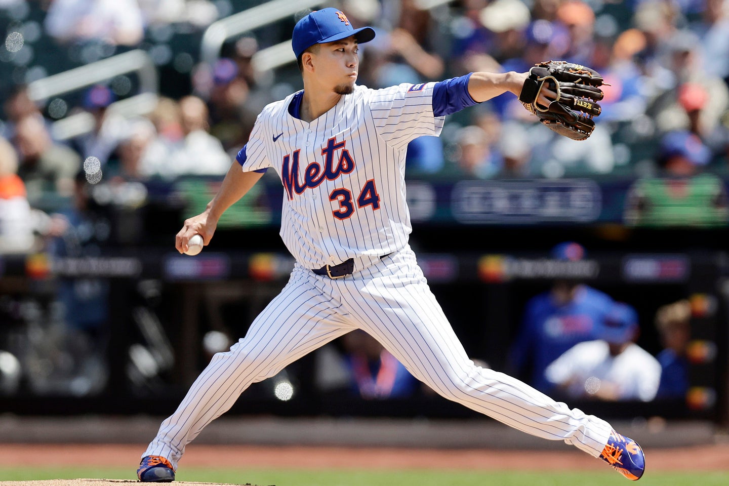 今季５度目の先発登板に臨んだ千賀は、苦しい投球で４敗目を喫した。(C) Getty Images